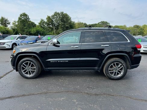 Used 2020 Jeep Grand Cherokee Limited AWD/4WD image 2