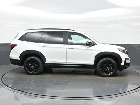 Used 2022 Honda Pilot TrailSport image 7