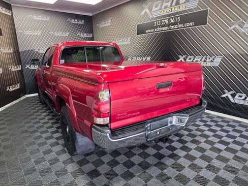 Used 2006 Toyota Tacoma PreRunner RWD image 11