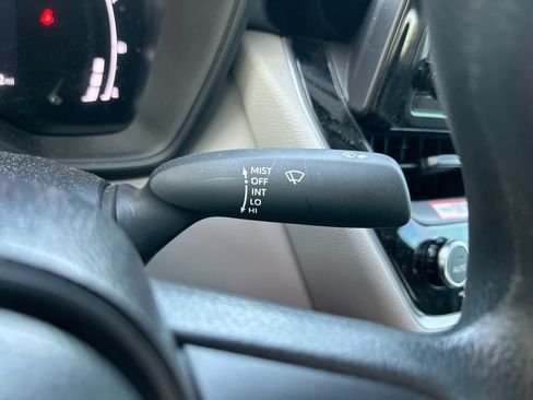 Used 2026 Toyota Corolla LE FWD image 18