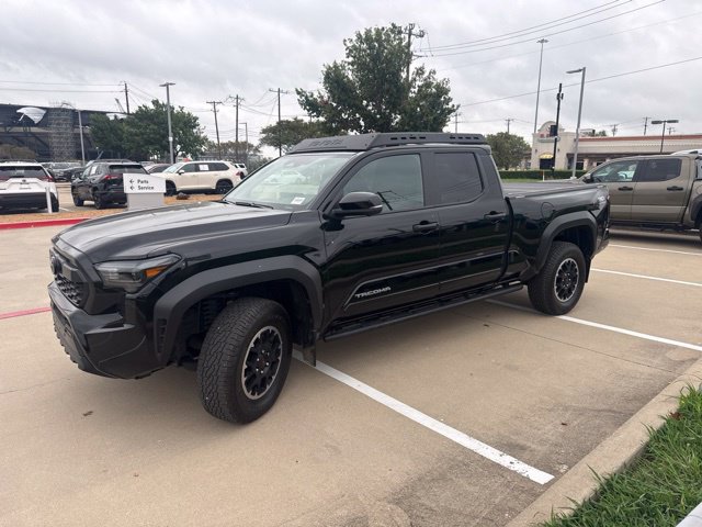 Used 2024 Toyota Tacoma TRD Off-Road w/ TRD Off Road Premium Package AWD/4WD image 7