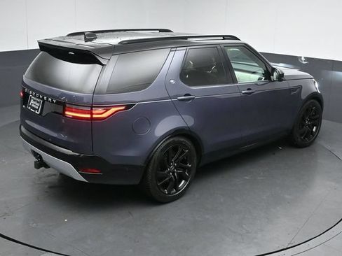 Used 2024 Land Rover Discovery Metropolitan Edition AWD/4WD image 52