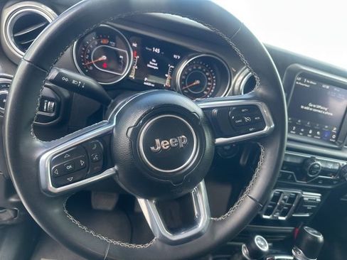 Used 2023 Jeep Wrangler Sahara image 14