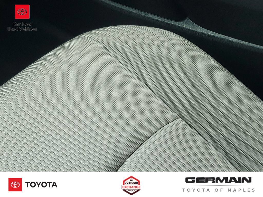 Certified 2024 Toyota Corolla Cross LE AWD/4WD image 30