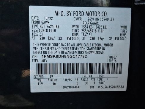 Used 2022 Ford Explorer XLT w/ Equipment Group 202A AWD/4WD image 27