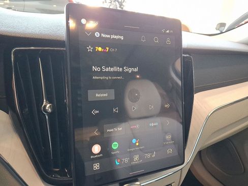 Certified 2026 Volvo XC60 T8 Ultra w/ Protection Package Premier image 15