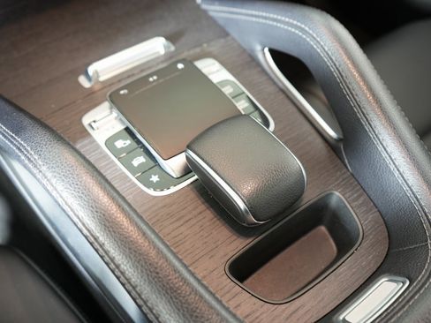 Certified 2020 Mercedes-Benz GLE 350 4MATIC image 24