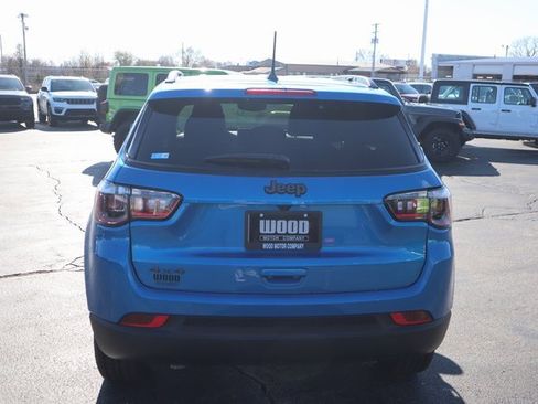 New 2026 Jeep Compass Latitude image 20