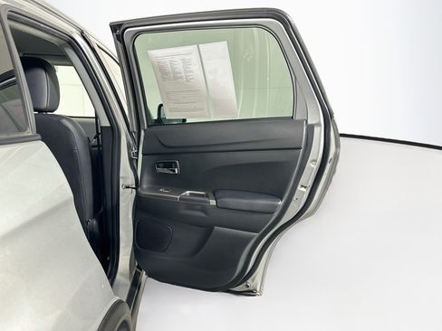 Used 2024 Mitsubishi Outlander Sport AWD image 29