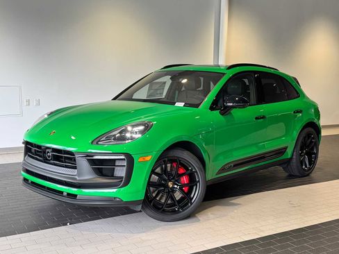 New 2026 Porsche Macan GTS AWD/4WD image 1