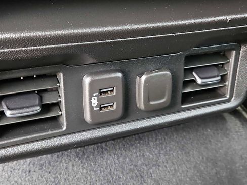 Used 2020 Chevrolet Silverado 2500 LTZ image 20