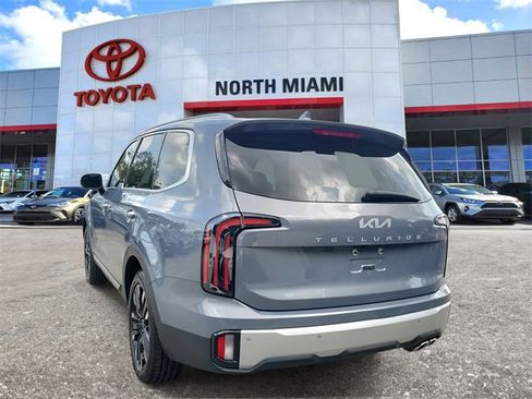 Used 2024 Kia Telluride SX image 3