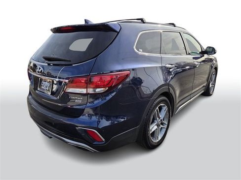 Used 2017 Hyundai Santa Fe Limited image 4