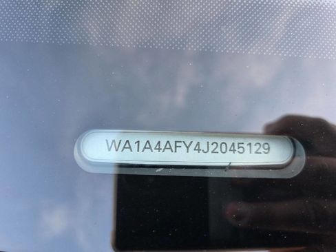 Used 2018 Audi SQ5 Premium Plus image 26