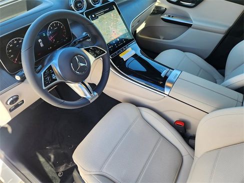 New 2026 Mercedes-Benz GLC 300 4MATIC image 7