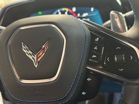 Used 2023 Chevrolet Corvette Stingray Premium Cpe w/ Z51 Performance Package RWD image 31
