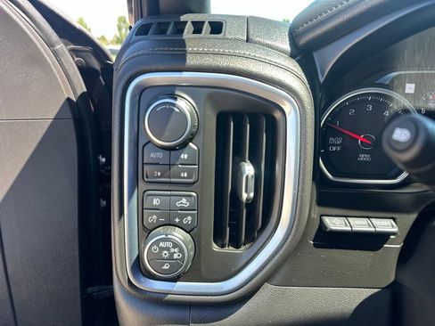 Used 2019 Chevrolet Silverado 1500 High Country AWD/4WD image 12