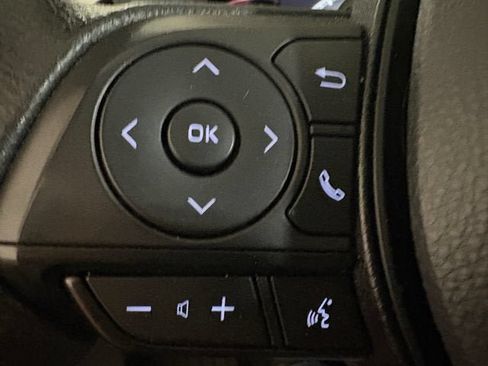 Certified 2025 Toyota RAV4 LE AWD/4WD image 8