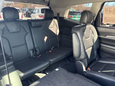 Used 2020 Kia Telluride S image 28