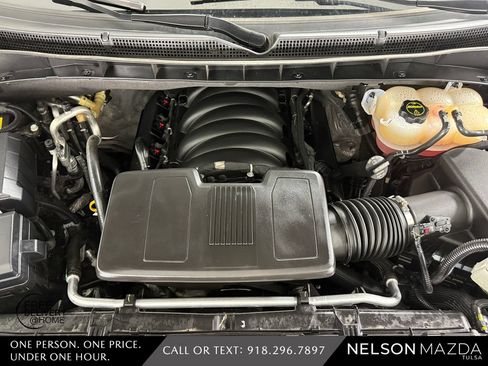 Used 2025 GMC Yukon AT4 w/ AT4 Premium Plus Package AWD/4WD image 54