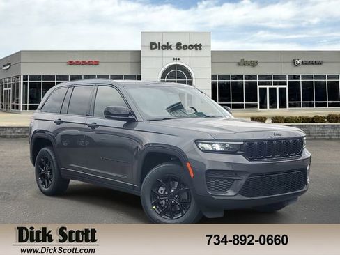 New 2025 Jeep Grand Cherokee Altitude image 1