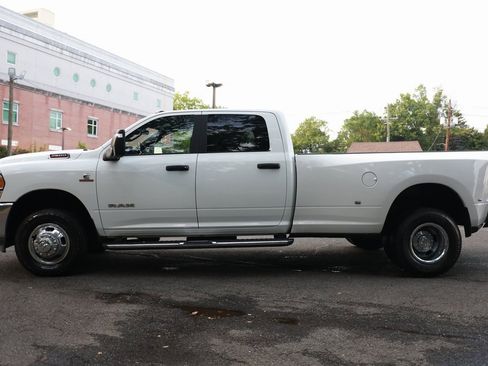 Used 2023 RAM 3500 Big Horn w/ Level 1 Equipment Group image 4