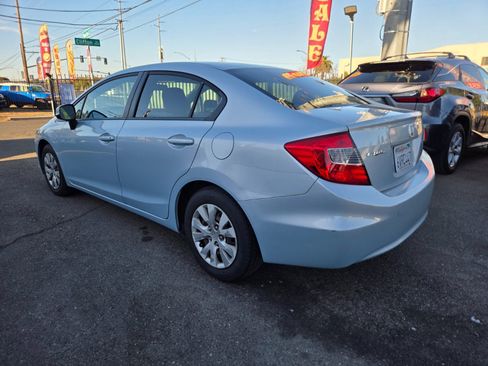 Used 2012 Honda Civic LX image 2