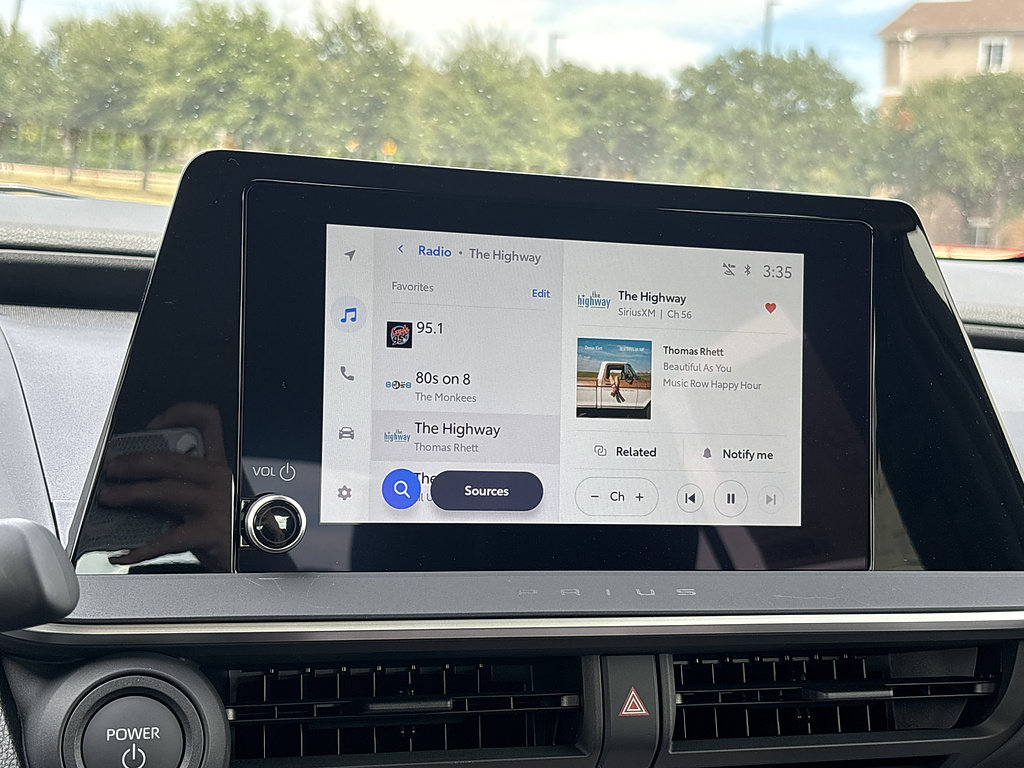 New 2027 Toyota Prius XLE FWD image 18