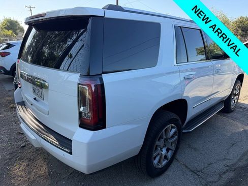 Used 2018 GMC Yukon Denali RWD image 3