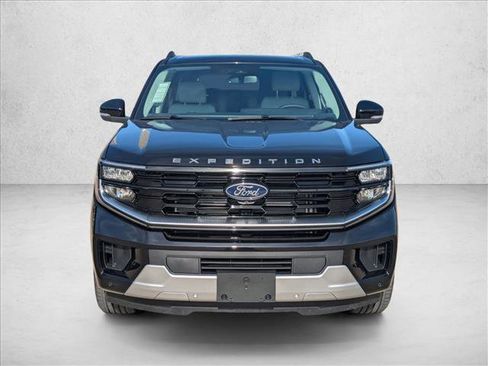 New 2025 Ford Expedition Max Platinum w/ Platinum Ultimate Package image 6