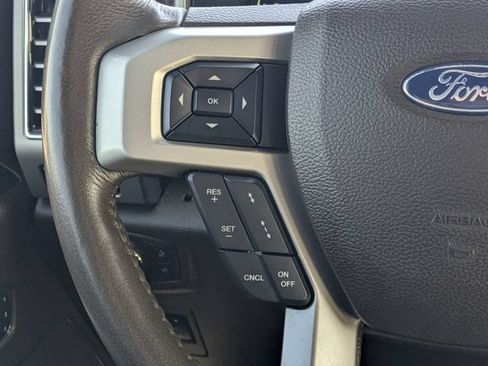 Used 2019 Ford F150 King Ranch w/ Equipment Group 601A Luxury AWD/4WD image 20