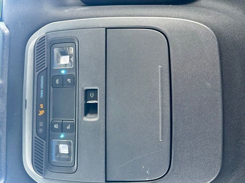 Certified 2022 Ford F150 XLT w/ Equipment Group 302A High image 37