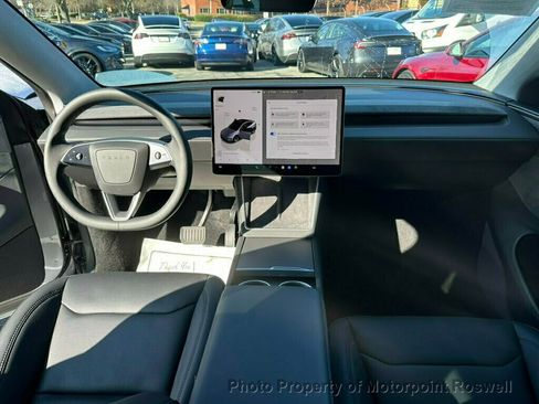Used 2026 Tesla Model Y Long Range image 19