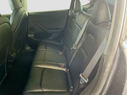 Used 2024 Tesla Model Y Performance AWD/4WD image 23