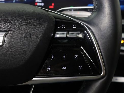 Used 2024 Cadillac Lyriq Tech RWD image 44