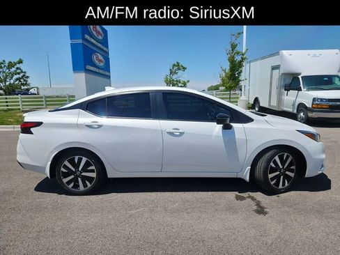 Used 2021 Nissan Versa SR w/ Convenience Package FWD image 13