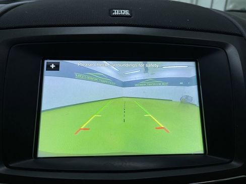 Used 2017 Lincoln MKT AWD w/ Technology Package image 22