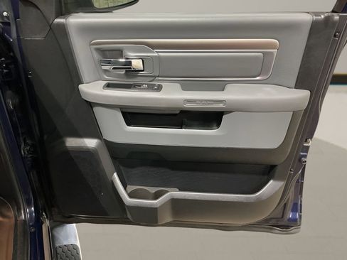 Used 2015 RAM 1500 Classic SLT image 26