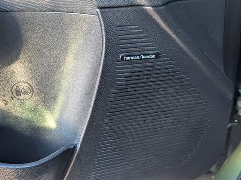 Used 2022 Dodge Challenger R/T Scat Pack w/ Dynamics Package image 34