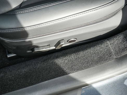 Used 2025 Tesla Model 3 Long Range RWD image 20