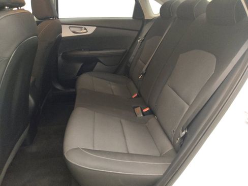 Used 2024 Kia Forte LXS w/ LXS Technology Package image 18