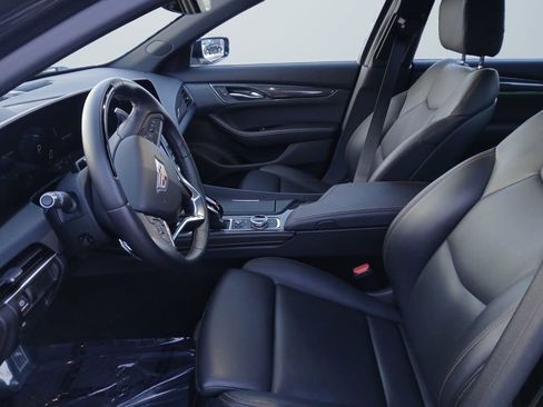 Used 2025 Cadillac CT5 Sport image 9