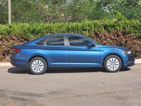 Used 2019 Volkswagen Jetta S w/ Driver Assistance Package FWD image 4