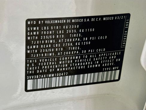 Used 2021 Volkswagen Tiguan SEL FWD image 40