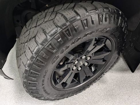 Certified 2022 GMC Canyon AT4 AWD/4WD image 10