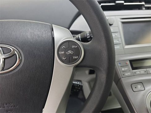 Used 2015 Toyota Prius Two image 18