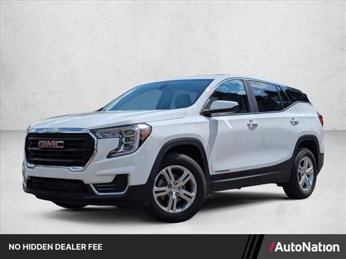 Used 2022 GMC Terrain SLE FWD image 1