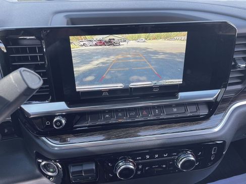 New 2026 GMC Sierra 1500 Elevation w/ LPO, Elevation Black Package image 19