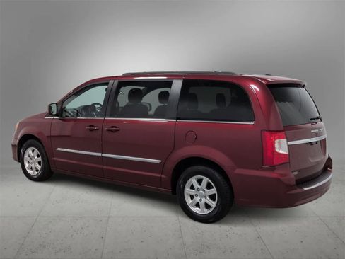 Used 2012 Chrysler Town & Country Touring w/ Entertainment Group #1 image 6