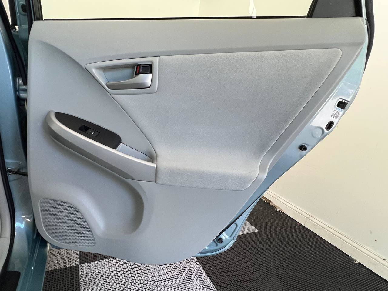 Used 2013 Toyota Prius Two FWD image 13
